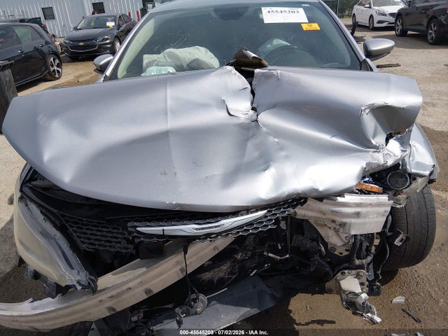 1C3CCCEG1FN512474 Chrysler 200 C