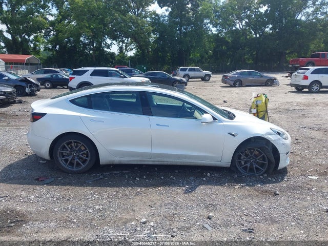 5YJ3E1EB8LF637075 Tesla Model 3 Long Range Dual Motor All-wheel Drive
