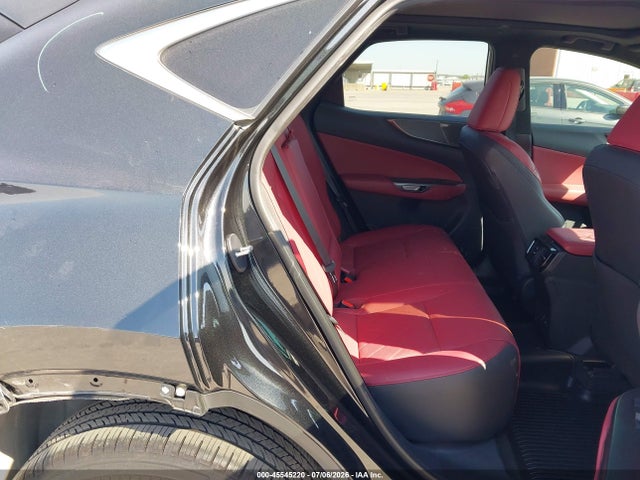 2022 Lexus Nx 350 Luxury მანქანა იყიდება აუქციონზე, vin: 2T2HGCEZ4NC011762, აუქციონის ნომერი: 45545220