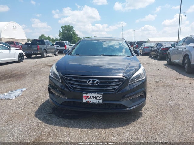 2015 Hyundai Sonata Sport მანქანა იყიდება აუქციონზე, vin: 5NPE34AF5FH027892, აუქციონის ნომერი: 45545286