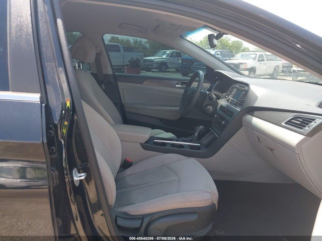 2015 Hyundai Sonata Sport მანქანა იყიდება აუქციონზე, vin: 5NPE34AF5FH027892, აუქციონის ნომერი: 45545286