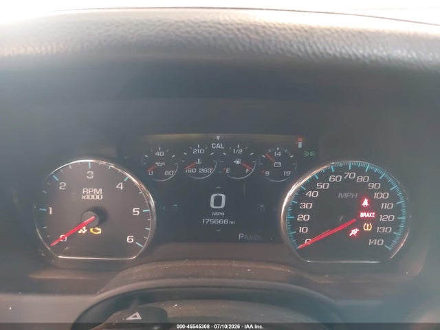 45545308 :رقم المزاد ، 1GKS2HKJ2HR386861 vin ، 2017 Gmc Yukon Xl Denali مزاد بيع