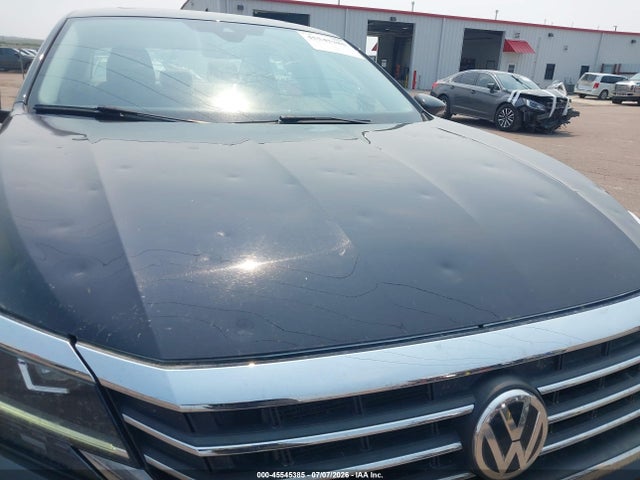 Aukcja sprzedaży 2021 Volkswagen Passat 2.0t Se, vin: 1VWSA7A36MC011240, numer aukcji: 45545385