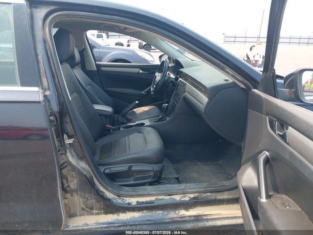 Aukcja sprzedaży 2021 Volkswagen Passat 2.0t Se, vin: 1VWSA7A36MC011240, numer aukcji: 45545385