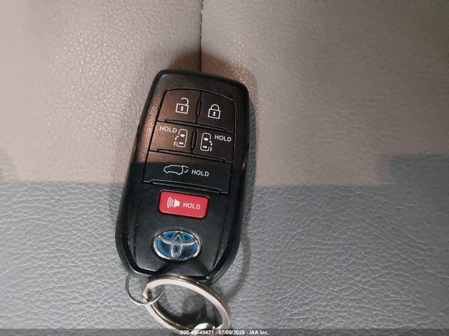 2025 Toyota Sienna Xle მანქანა იყიდება აუქციონზე, vin: 5TDYSKFC3SS160982, აუქციონის ნომერი: 45545421