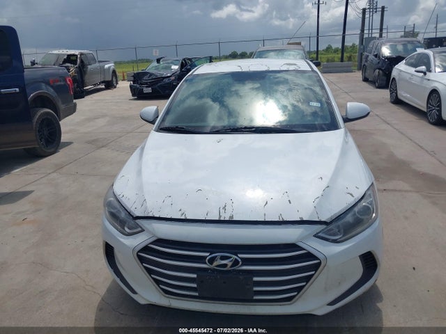 45545472 :رقم المزاد ، 5NPD84LF5HH038355 vin ، 2017 Hyundai Elantra Se مزاد بيع