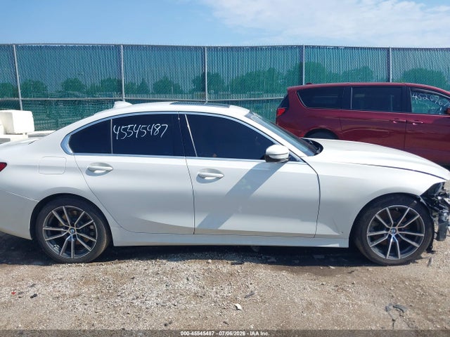 45545487 :رقم المزاد ، 3MW5R1J04M8B81225 vin ، 2021 Bmw 330i مزاد بيع