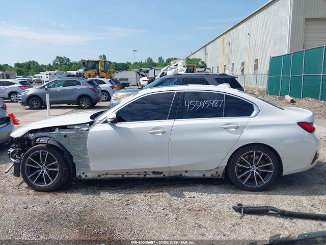 45545487 :رقم المزاد ، 3MW5R1J04M8B81225 vin ، 2021 Bmw 330i مزاد بيع