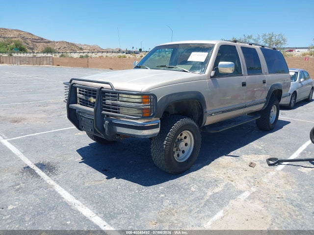 1993 Chevrolet Suburban C2500 მანქანა იყიდება აუქციონზე, vin: 1GNGC26N8PJ301258, აუქციონის ნომერი: 45545492