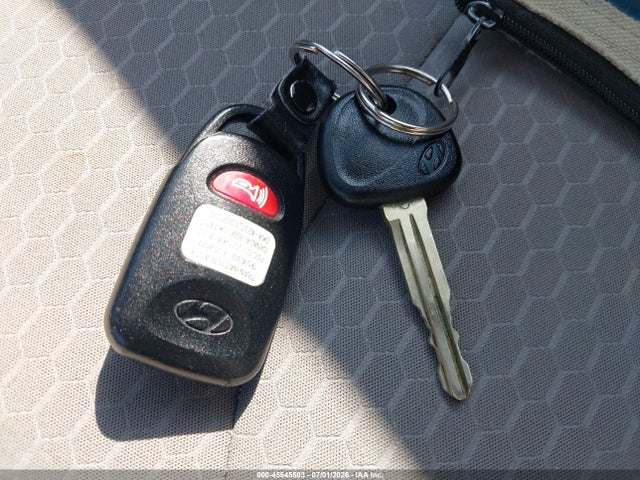 5NPD74LF8LH615780 Hyundai ELANTRA SE