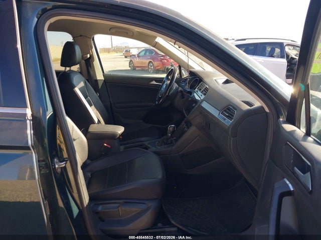 45545532 :رقم المزاد ، 3VV3B7AX2JM024974 vin ، 2018 Volkswagen Tiguan 2.0t Se/2.0t Sel مزاد بيع