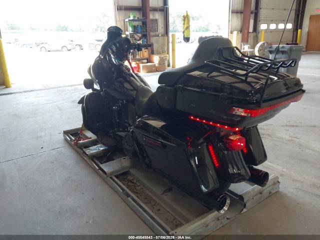 Harley-Davidson FLHTK 2022 1HD1KEF17NB644097 Image 3