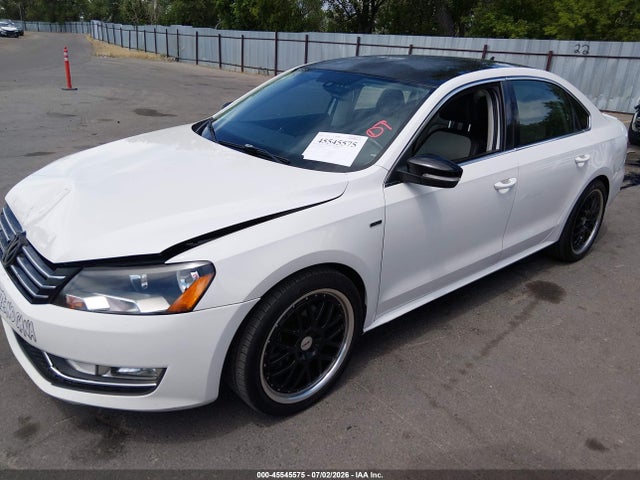 1VWBS7A39EC094564 Volkswagen Passat 1.8t Sport