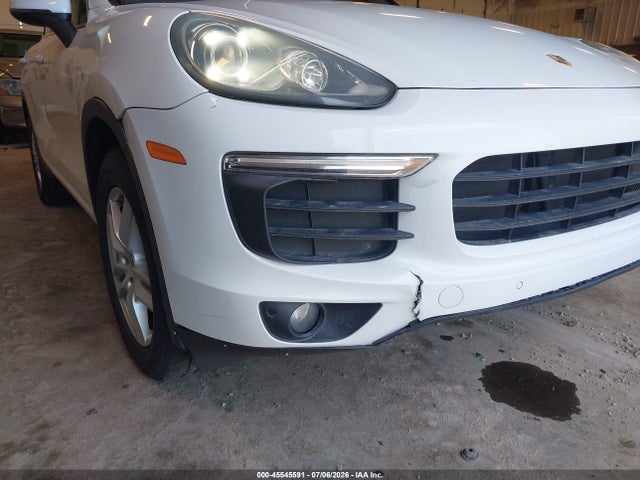 45545591 :رقم المزاد ، WP1AA2A28GKA12052 vin ، 2016 Porsche Cayenne مزاد بيع
