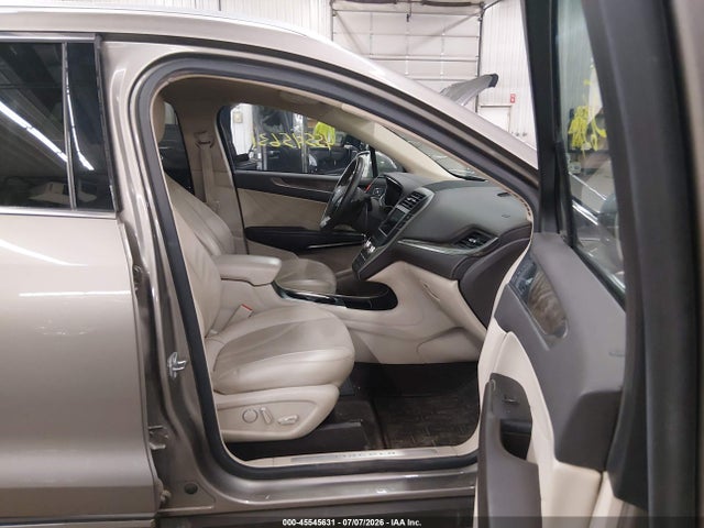 Продаж на аукціоні авто 2017 Lincoln Mkc Reserve, vin: 5LMCJ3D93HUL53964, номер лоту: 45545631