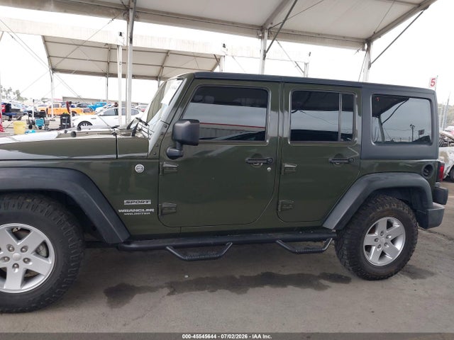 1C4BJWDG0FL707770 Jeep Wrangler Unlimited Sport