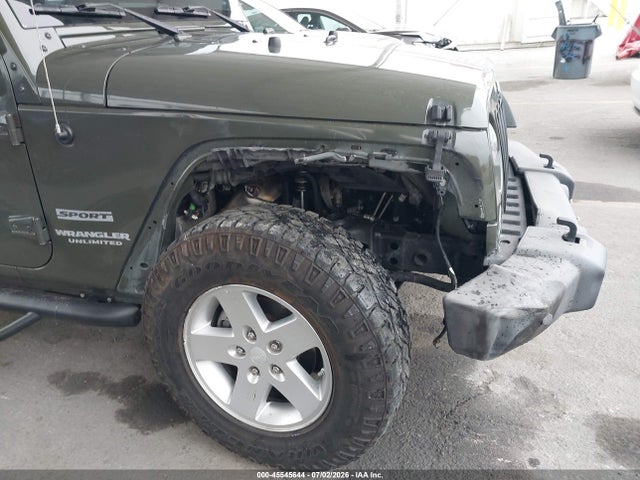 1C4BJWDG0FL707770 Jeep Wrangler Unlimited Sport
