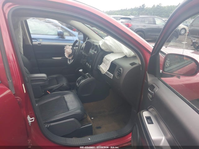 1C4NJDEB7GD758733 Jeep Compass Latitude