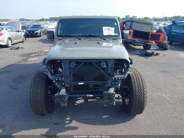 45545697 :رقم المزاد ، 1C4HJXEMXLW335594 vin ، 2020 Jeep Wrangler Unlimited Sahara 4x4 مزاد بيع