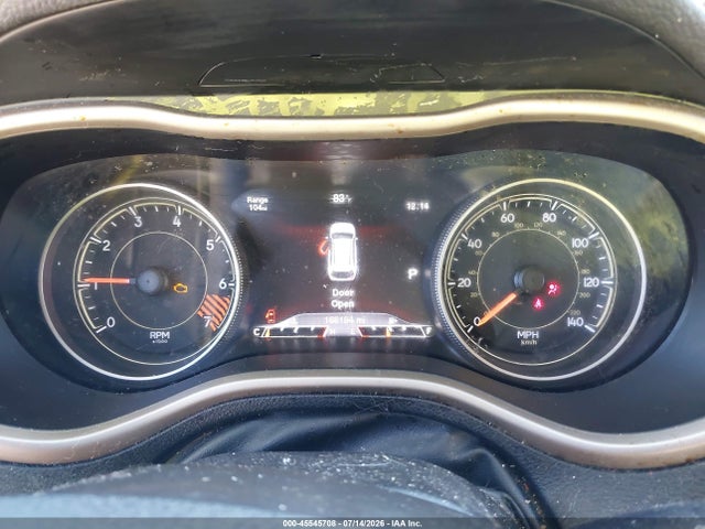 45545708 :رقم المزاد ، 1C4PJMDB7FW640923 vin ، 2015 Jeep Cherokee Limited مزاد بيع
