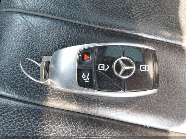 2018 Mercedes-benz E 400 4matic მანქანა იყიდება აუქციონზე, vin: WDD1J6GB7JF020777, აუქციონის ნომერი: 45545726