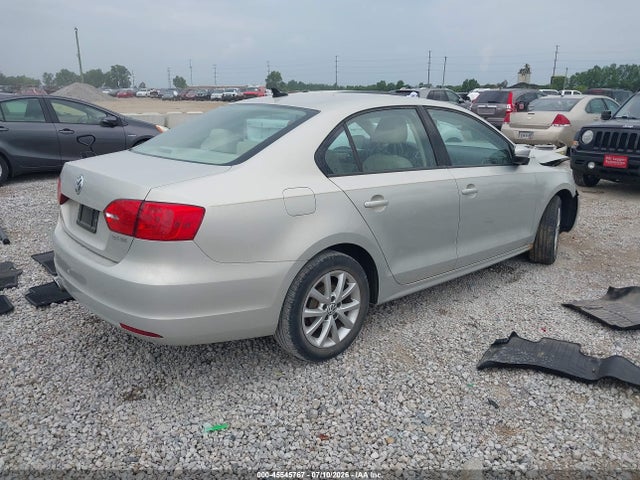 45545767 :رقم المزاد ، 3VWDX7AJ8BM385253 vin ، 2011 Volkswagen Jetta 2.5l Se مزاد بيع
