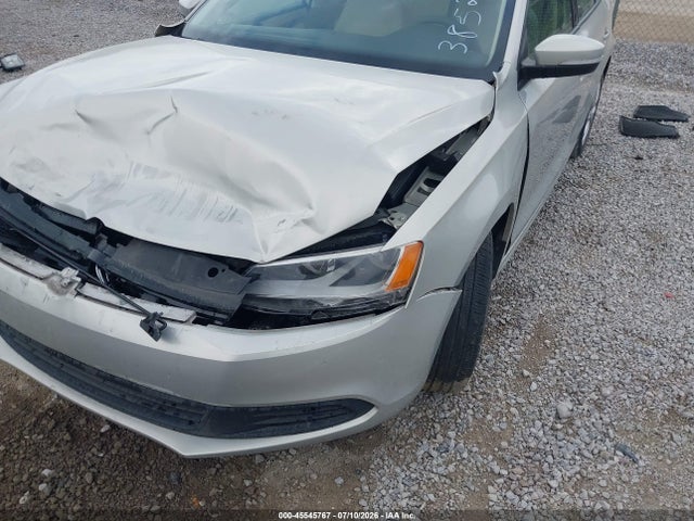 45545767 :رقم المزاد ، 3VWDX7AJ8BM385253 vin ، 2011 Volkswagen Jetta 2.5l Se مزاد بيع