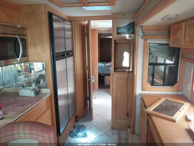 Aukcja sprzedaży 2004 Freightliner Chassis X Line Motor Home, vin: 4UZAAHAK83CM02119, numer aukcji: 45545814