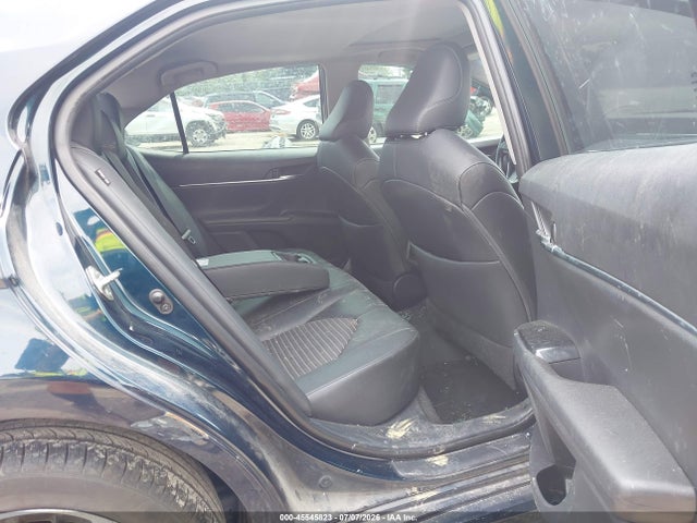Продаж на аукціоні авто 2018 Toyota Camry Se, vin: 4T1B11HK3JU556861, номер лоту: 45545823