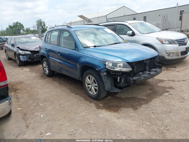 45545859 :رقم المزاد ، WVGAV7AX3HK005165 vin ، 2017 Volkswagen Tiguan 2.0t/2.0t S مزاد بيع