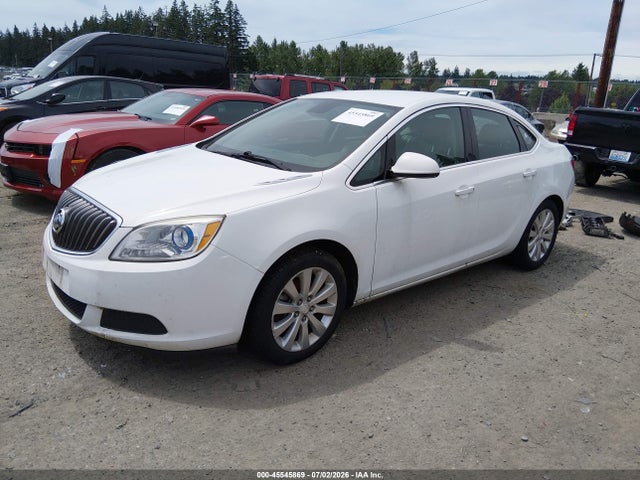 Buick Verano 2017 1G4P15SK5H4107410 Image 2