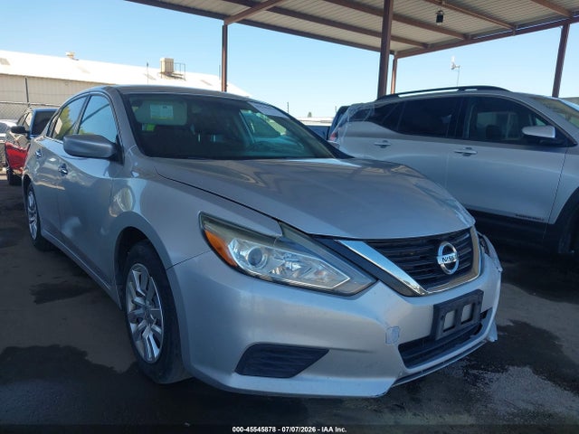 Nissan Altima 2.5/2.5 S/2.5 Sl/2.5 Sr/2.5 Sv 2016 1N4AL3AP1GN342164 головне зображення