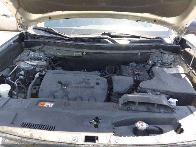 Mitsubishi Outlander Es 2018 JA4AZ3A37JZ052916 Image 10