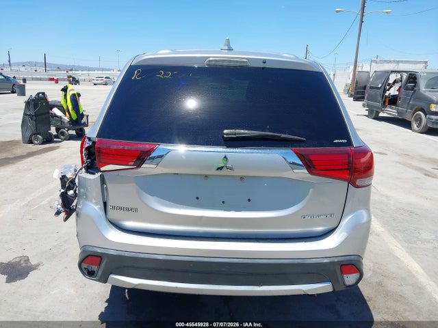 Mitsubishi Outlander Es 2018 JA4AZ3A37JZ052916 Image 16