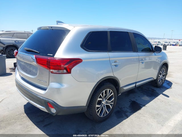 Mitsubishi Outlander Es 2018 JA4AZ3A37JZ052916 Image 4