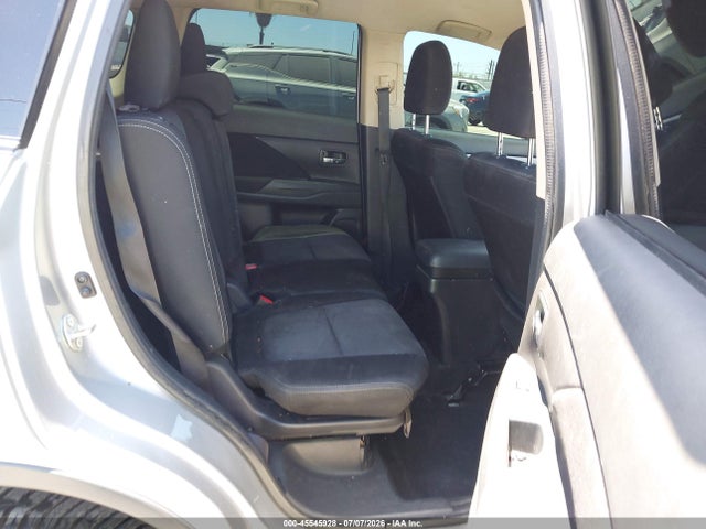 Mitsubishi Outlander Es 2018 JA4AZ3A37JZ052916 Image 8