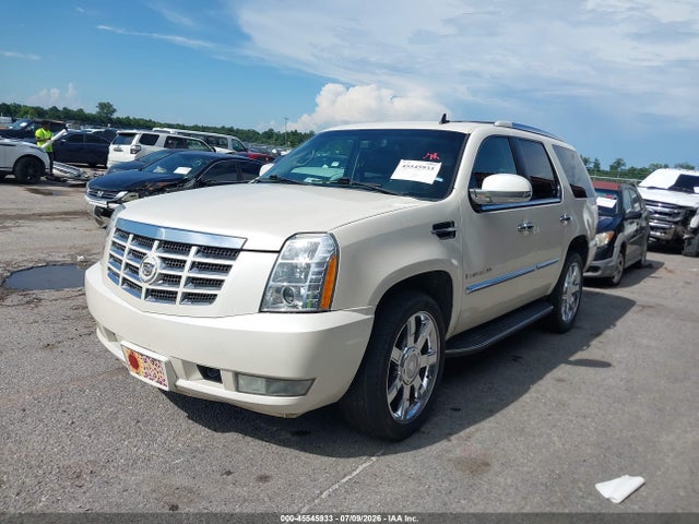 2008 Cadillac Escalade მანქანა იყიდება აუქციონზე, vin: 1GYFK63818R273586, აუქციონის ნომერი: 45545933
