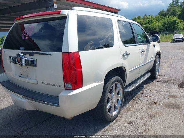 2008 Cadillac Escalade მანქანა იყიდება აუქციონზე, vin: 1GYFK63818R273586, აუქციონის ნომერი: 45545933