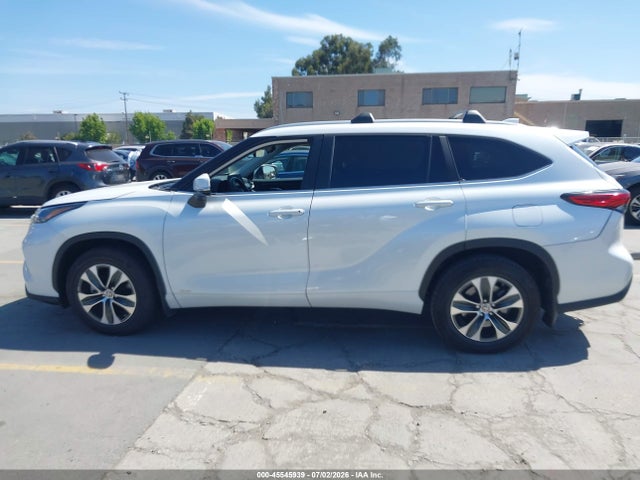 Toyota Highlander Hybrid Xle 2023 5TDKBRCH5PS119954 Image 15