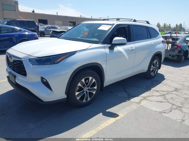 Toyota Highlander Hybrid Xle 2023 5TDKBRCH5PS119954 Image 2