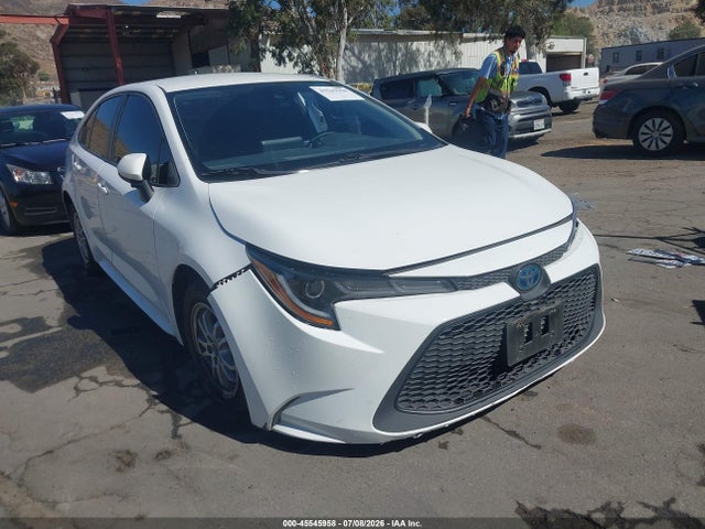 Toyota Corolla Hybrid Le 2022 JTDEAMDE9NJ039266 головне зображення