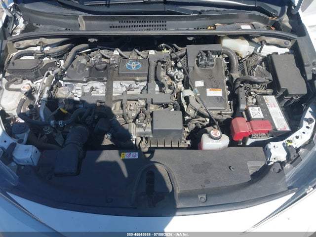 JTDEAMDE9NJ039266 Toyota Corolla Hybrid Le