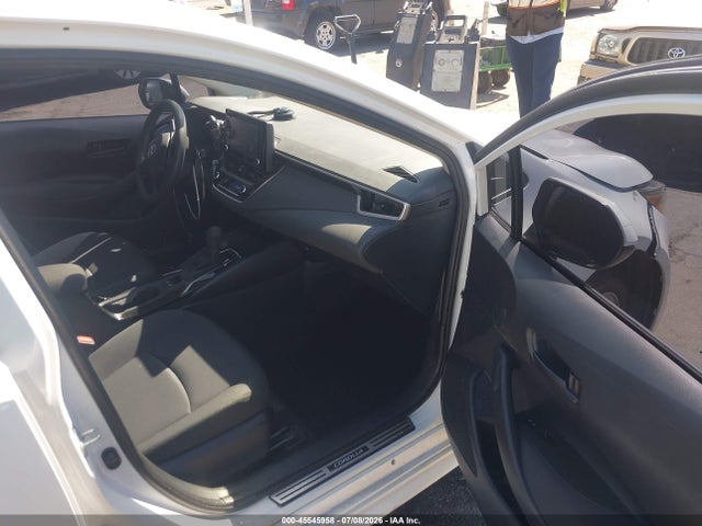JTDEAMDE9NJ039266 Toyota Corolla Hybrid Le