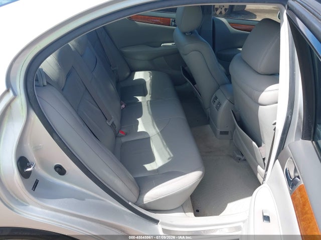 2005 Lexus Es 330 მანქანა იყიდება აუქციონზე, vin: JTHBA30G255100274, აუქციონის ნომერი: 45545961