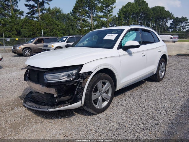 Audi Q5 2018 WA1ANAFY2J2213587 Image 2