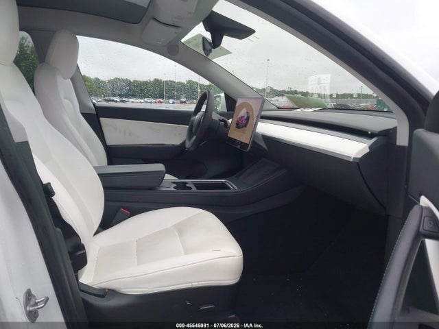 7SAYGAEE0NF429515 Tesla Model Y Long Range Dual Motor All-wheel Drive