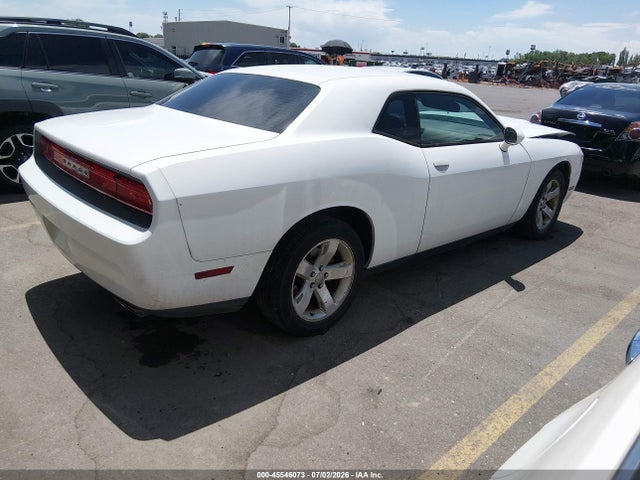 2014 Dodge Challenger Sxt მანქანა იყიდება აუქციონზე, vin: 2C3CDYAG1EH251063, აუქციონის ნომერი: 45546073
