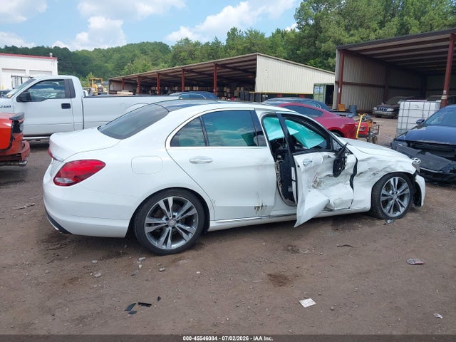Продажа на аукционе авто 2015 Mercedes-benz C 300, vin: 55SWF4JB9FU077989, номер лота: 45546084