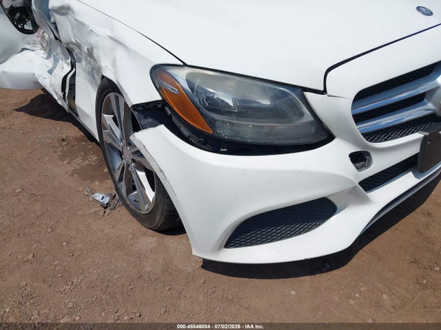 Продажа на аукционе авто 2015 Mercedes-benz C 300, vin: 55SWF4JB9FU077989, номер лота: 45546084