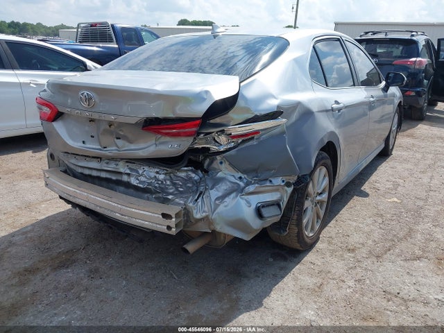 45546096 :رقم المزاد ، 4T1B11HK9KU848161 vin ، 2019 Toyota Camry Le مزاد بيع